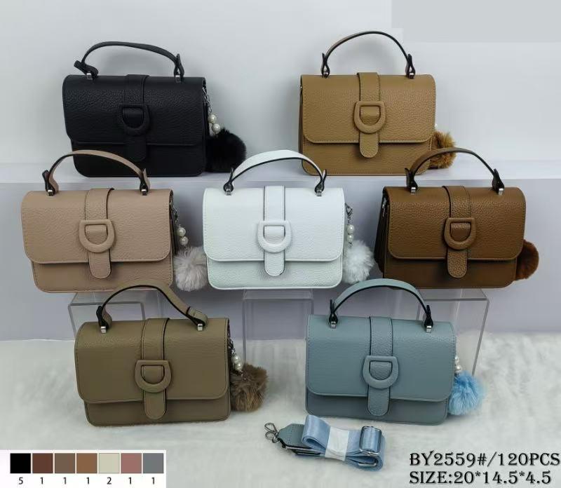 👜 Cartera con Manija y Pomponcito