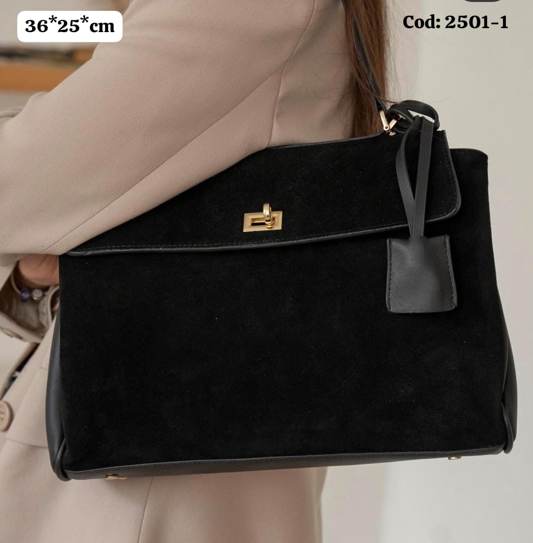 👜 Cartera Gamuzada con Detalles Elegantes